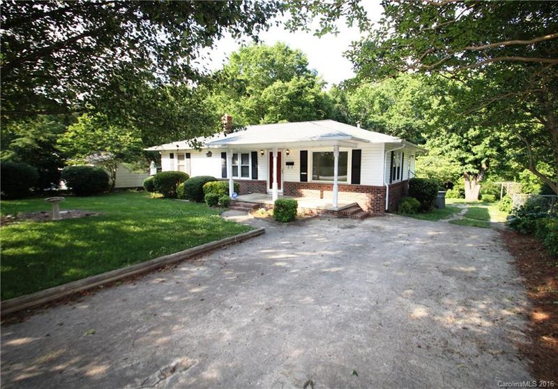706 Hazel Ave, Kannapolis, NC 28083