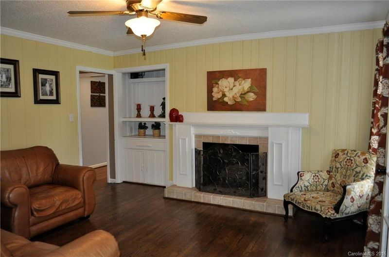 688 NE Burrage Rd, Concord, NC 28025