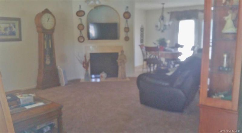 105 Oliver St, York, SC 29745