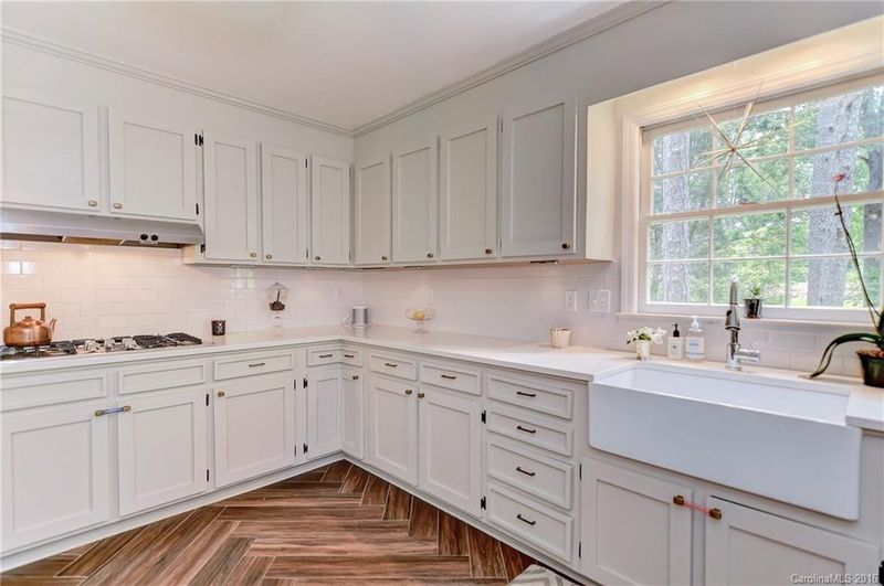 1123 Turnbridge Rd, Charlotte, NC 28226