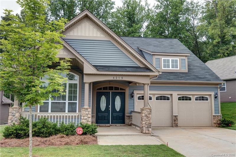4219 Hubbard Rd, Charlotte, NC 28269