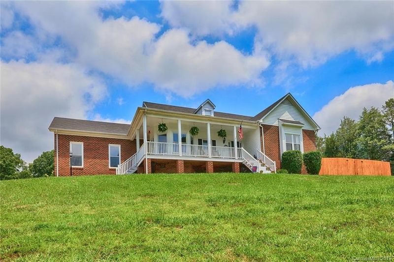 2907 Twinfield Dr, Concord, NC 28025