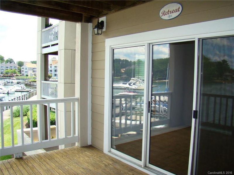 18637 Vineyard Point Ln #8, Cornelius, NC 28031