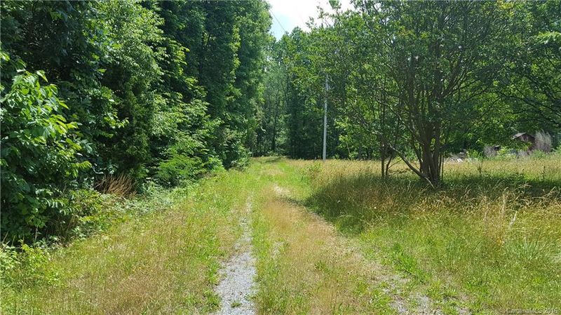 2371 W Mount Pleasant Rd, Mount Pleasant, NC 28124