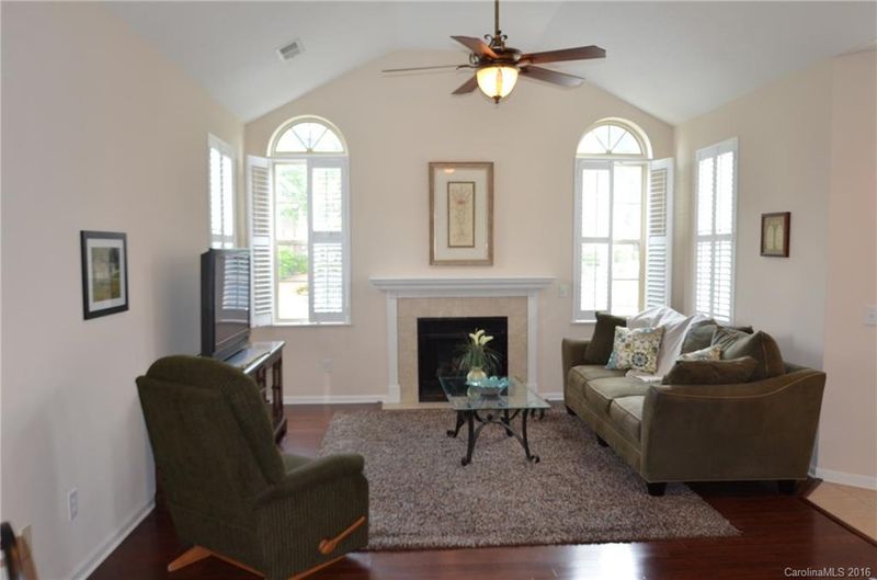 2255 Coltsview Ln #2255, Matthews, NC 28105