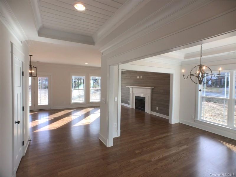 300 Parallel Dr, Harrisburg, NC 28075