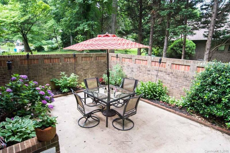 121 Dorie Dr #11, Belmont, NC 28012