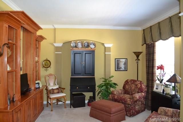 646 E Cheval Dr, Fort Mill, SC 29708