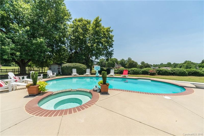 117 Webbed Foot Rd, Mooresville, NC 28117