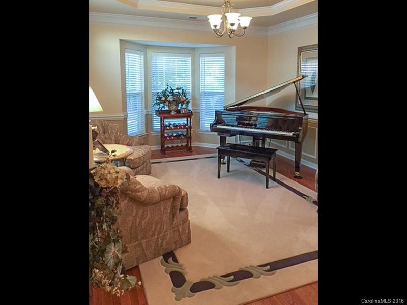 405 Armour St #-, Davidson, NC 28036