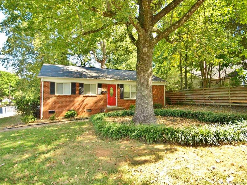 4201 Hiddenbrook Dr, Charlotte, NC 28205
