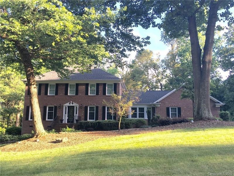 104 Dorie Dr, Belmont, NC 28012