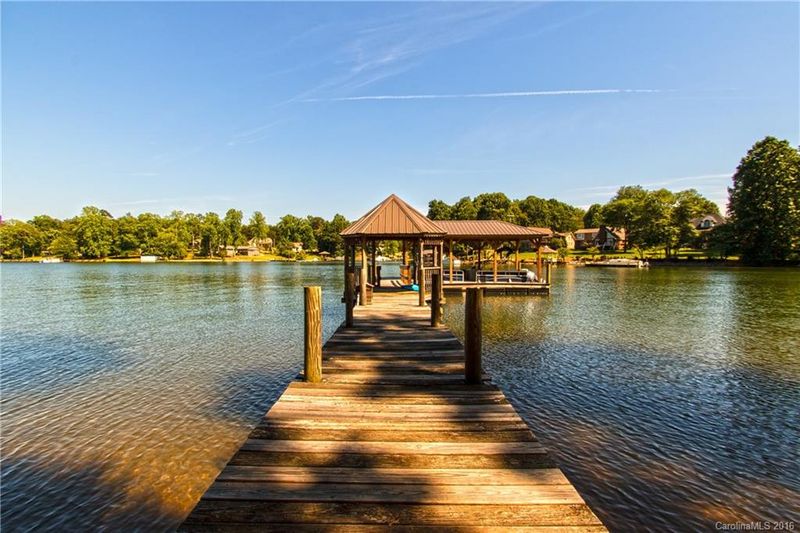 7747 Rabbit Cir, Denver, NC 28037