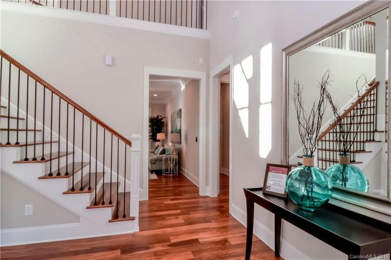 652 Ideal Way #22, Charlotte, NC 28203