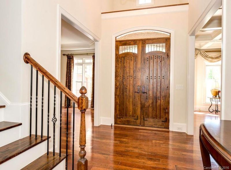 9010 Longview Club Dr, Waxhaw, NC 28173