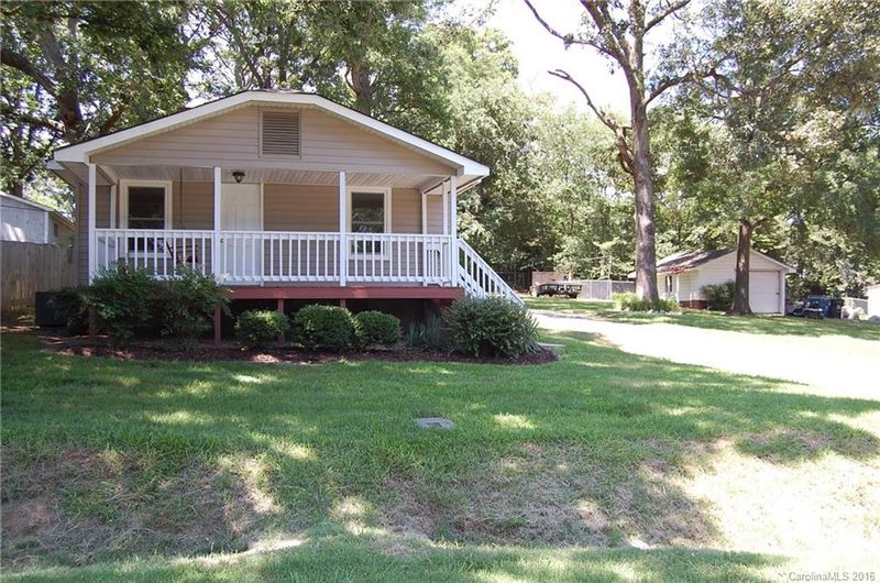 554 SW Splicewood Dr, Concord, NC 28027