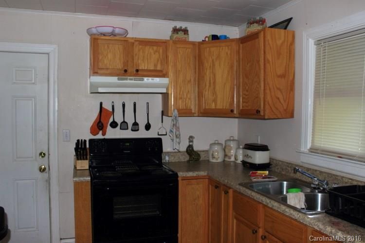 613 E 4th Ave #9, Gastonia, NC 28054
