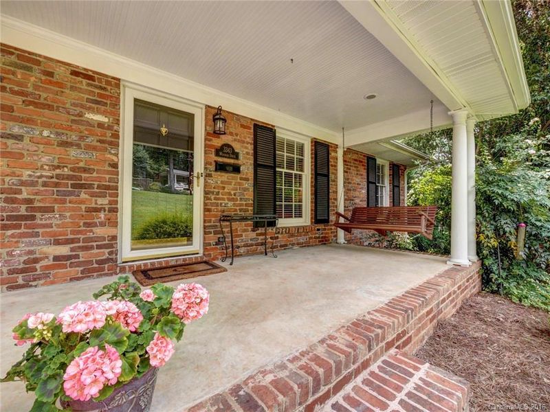 3343 Windsor Dr, Charlotte, NC 28209