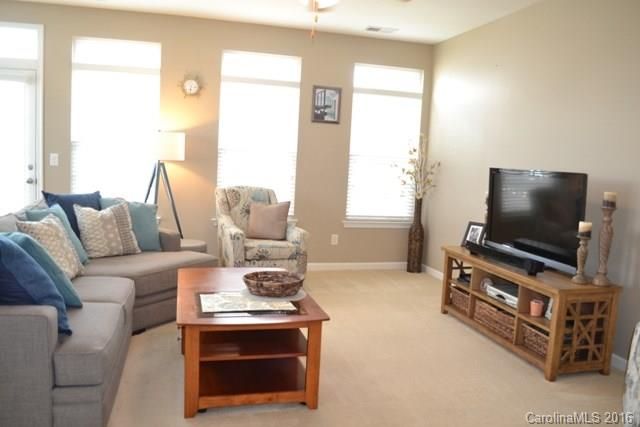 7703 Jackson Pond Dr #7703, Charlotte, NC 28273