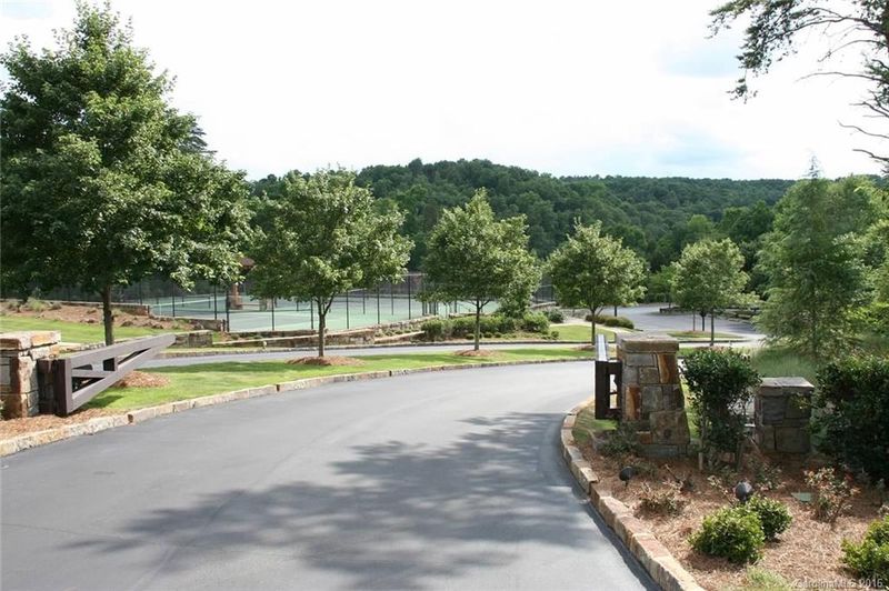 9221 Flying Eagle Ln #148, Charlotte, NC 28278