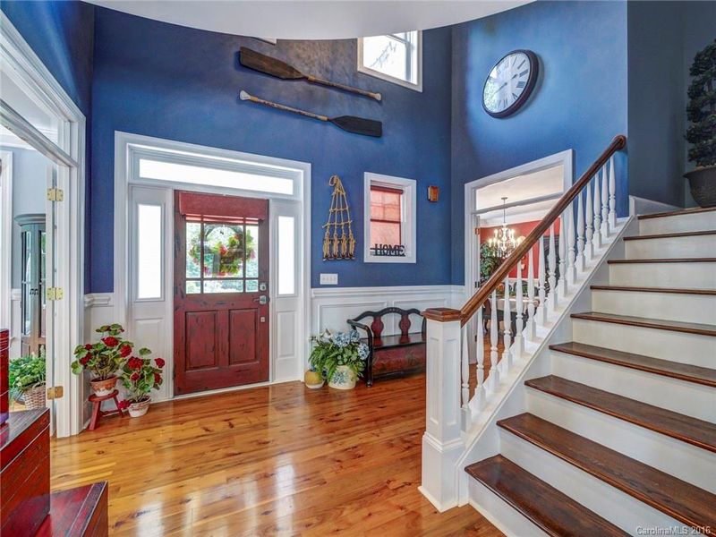 8468 Queens Ct, Catawba, NC 28609