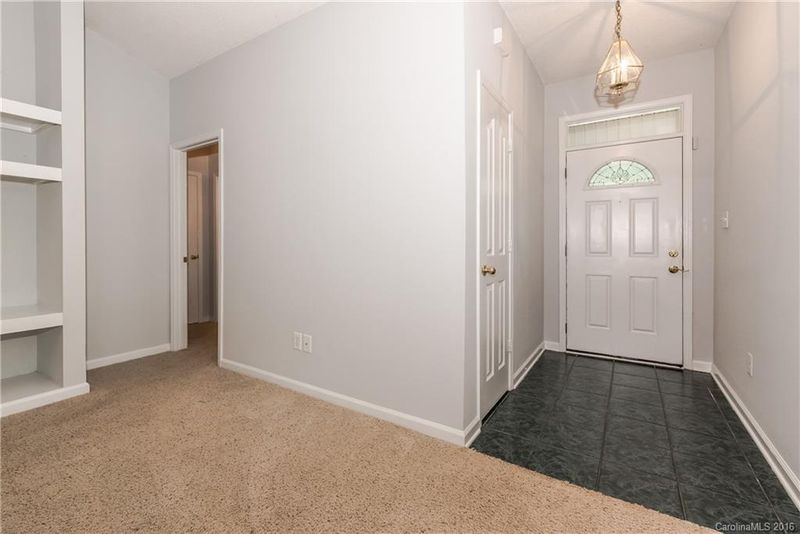 6301 Manheim Ct, Charlotte, NC 28226