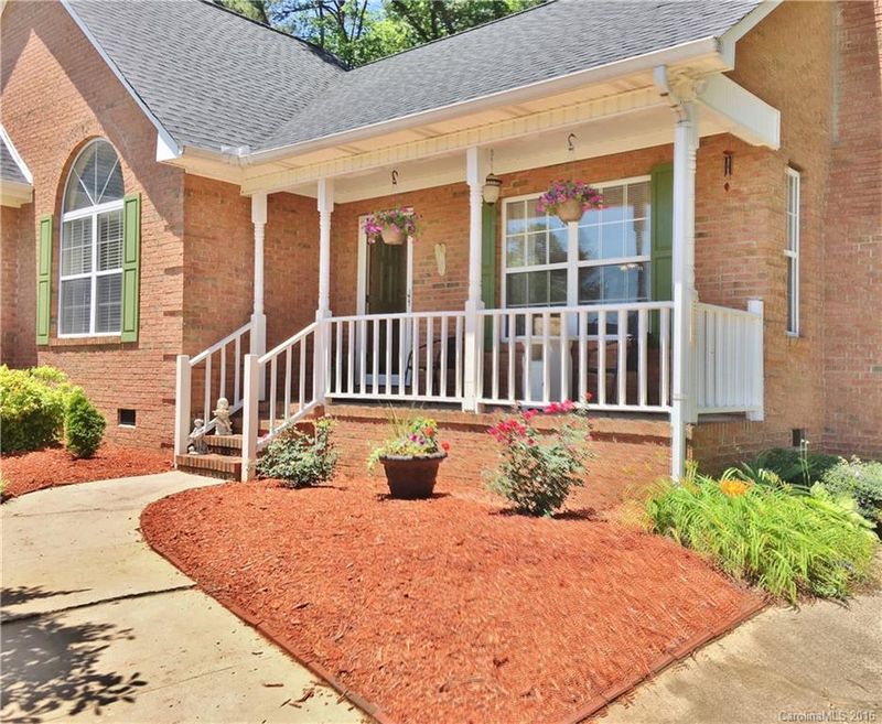 1025 Glouster Ct, Concord, NC 28025