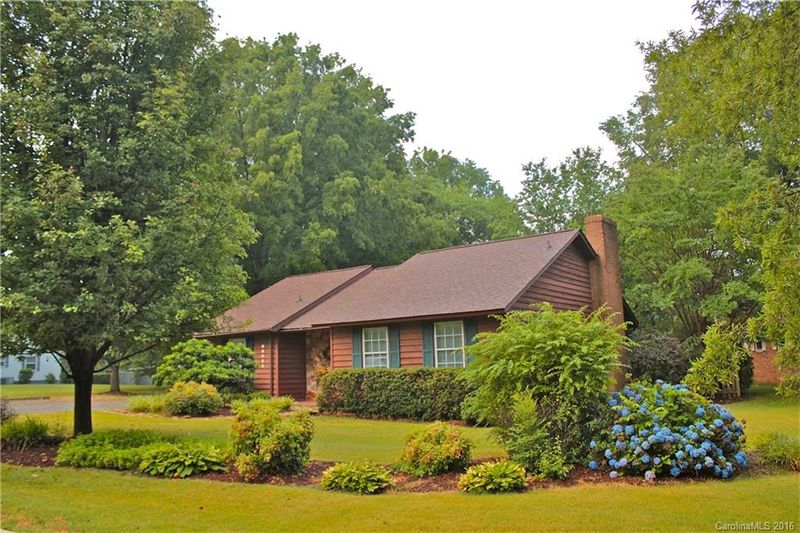 22309 Torrence Chapel Rd #1, Cornelius, NC 28031