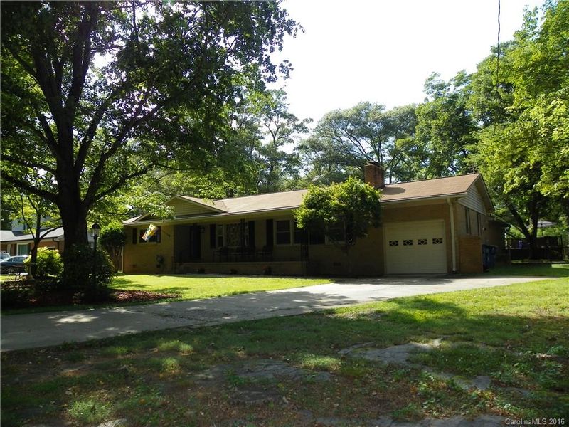 113 Ridge Dr, Harrisburg, NC 28075