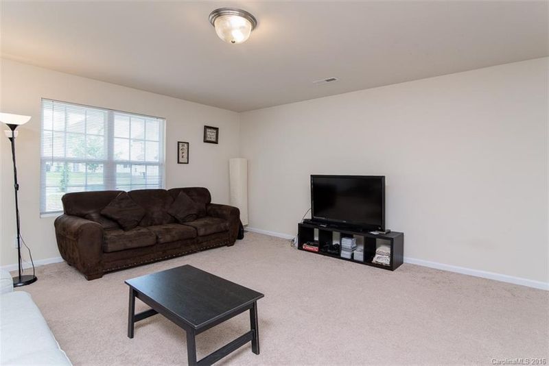 2006 Turtle Point Rd, Charlotte, NC 28262