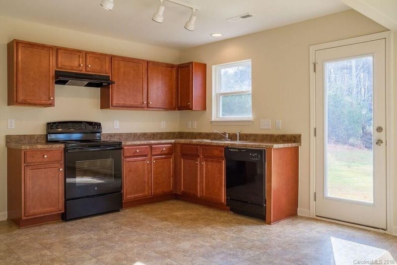 119 Spring Meadows Dr #81, Lincolnton, NC 28092