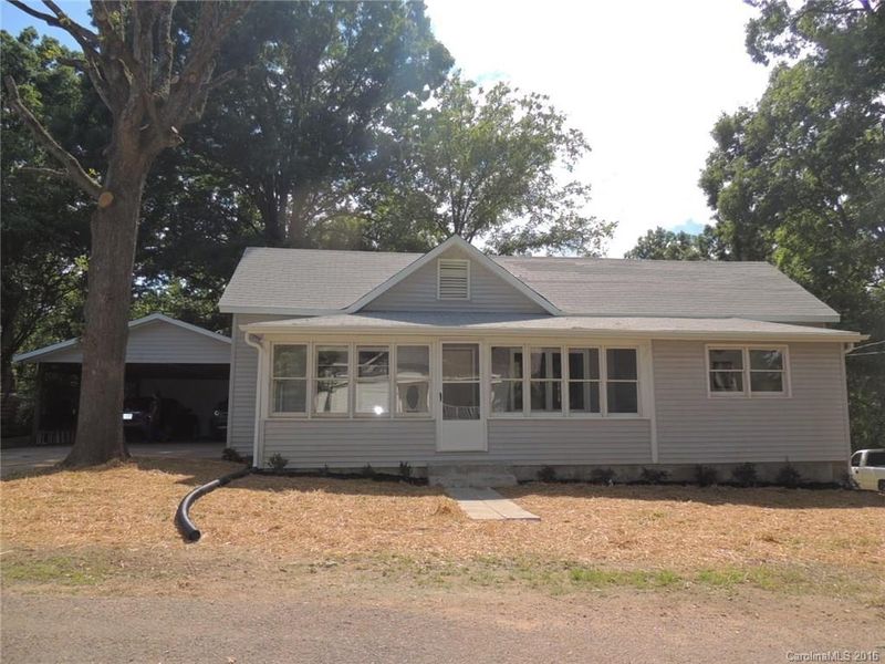700 Glenn St #36, Lincolnton, NC 28092