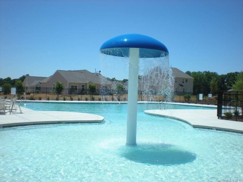1561 Summer View Ln #33, Dallas, NC 28034