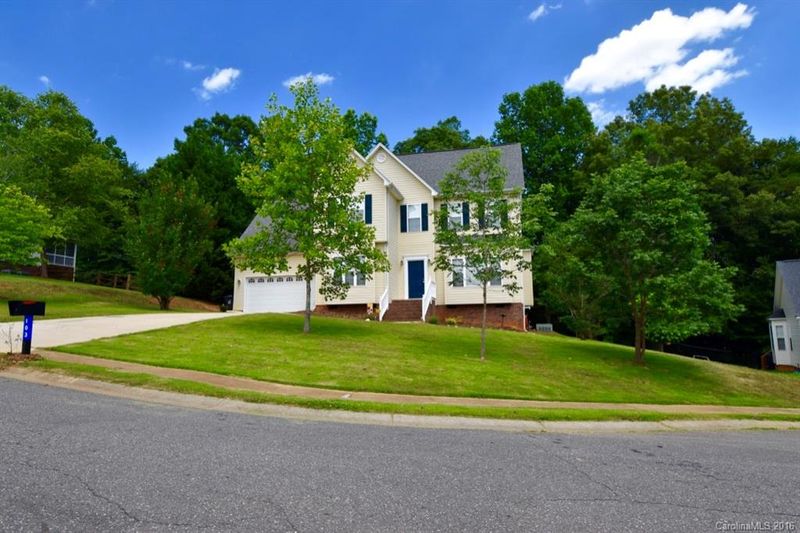 103 Edison Ct, Stanley, NC 28164