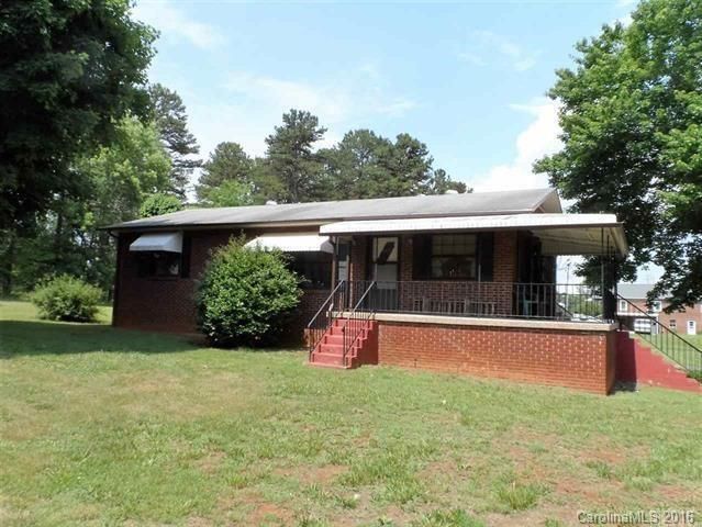 935 34th St SW, Hickory, NC 28602