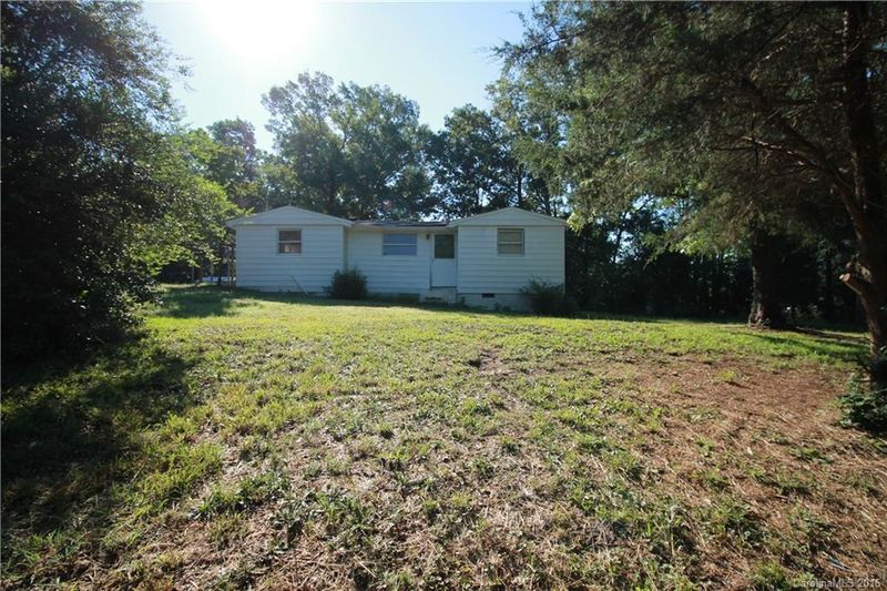 6130 Oakridge Rd, Clover, SC 29710