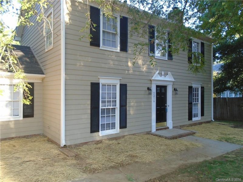 5216 Caradon Dr, Charlotte, NC 28227