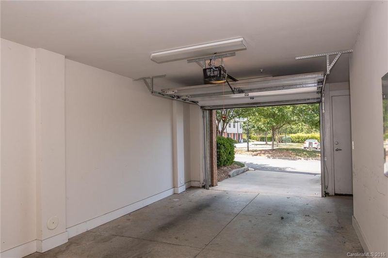 931 E 8th St #931, Charlotte, NC 28204