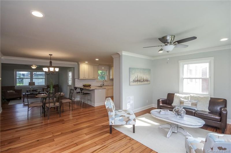 4414 University Dr, Charlotte, NC 28209