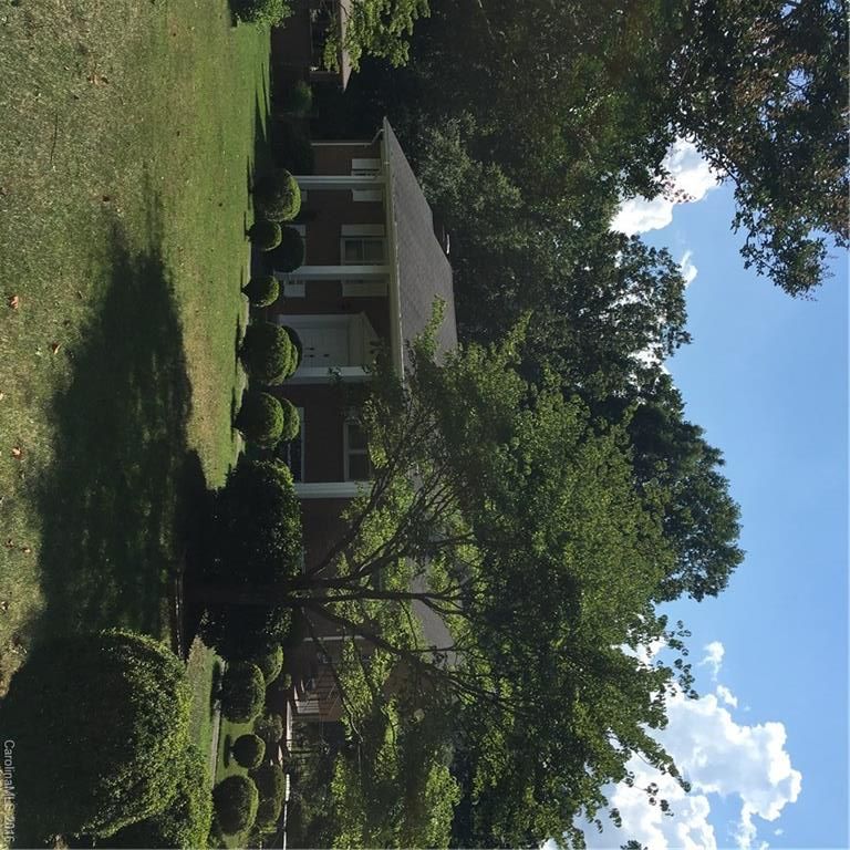 742 Elizabeth Ln, Matthews, NC 28105