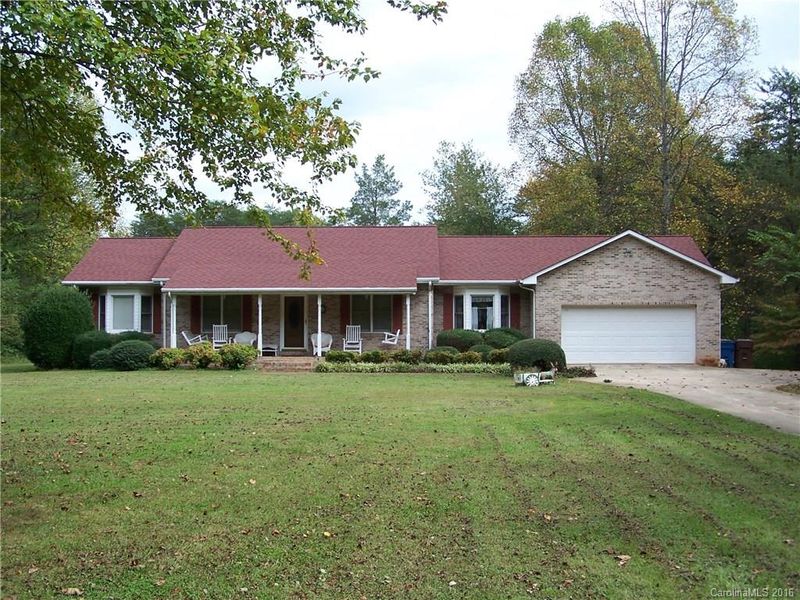 1170 Sky Dr, Newton, NC 28658