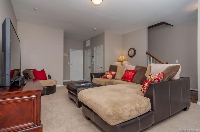 9560 Kings Parade Blvd #10, Charlotte, NC 28273