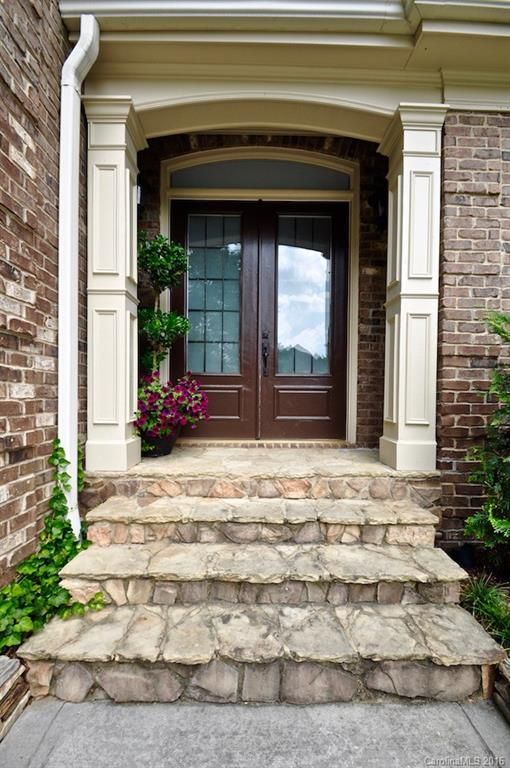 7511 Megington Dr, Charlotte, NC 28226