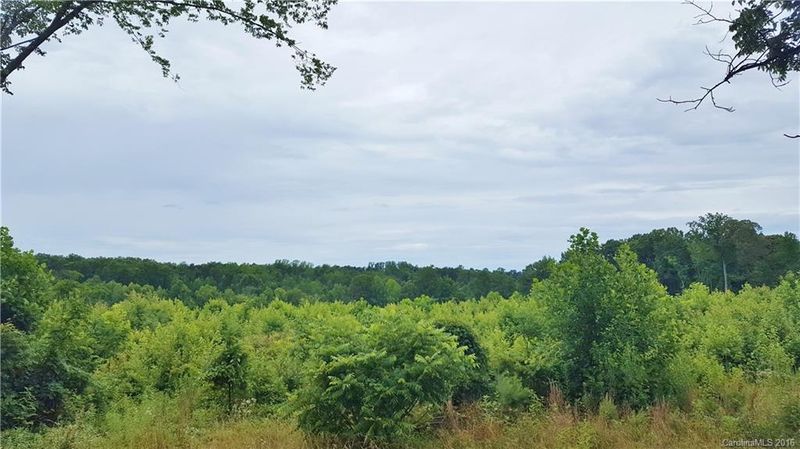 7050 Tuckaseegee Rd, Kannapolis, NC 28081