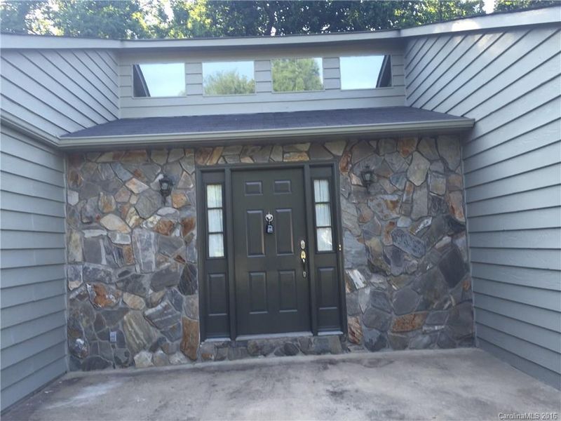 856 Hunter Dr, Mooresville, NC 28115