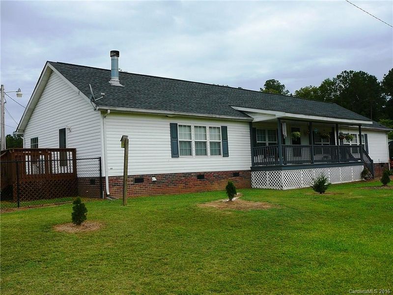 163 Cox Lake Rd, Stanley, NC 28164