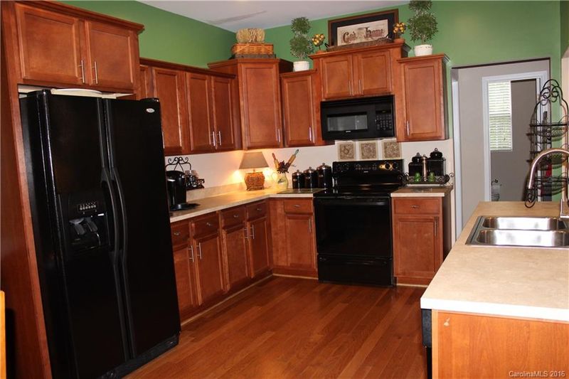 306 Goldeneye Dr, Clover, SC 29710