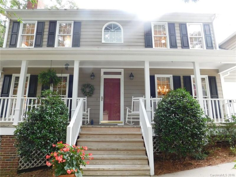 931 Gateshead Ln, Matthews, NC 28105
