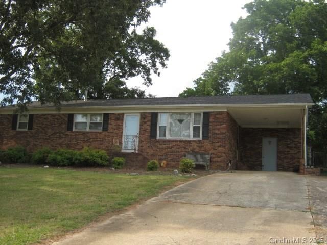3236 Starrland Dr, Gastonia, NC 28052