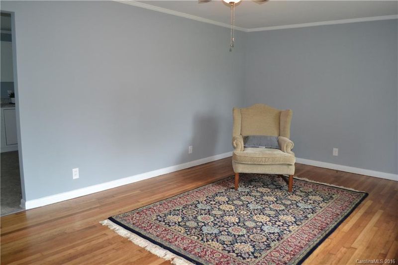 101 Abernathy St, Mount Holly, NC 28120